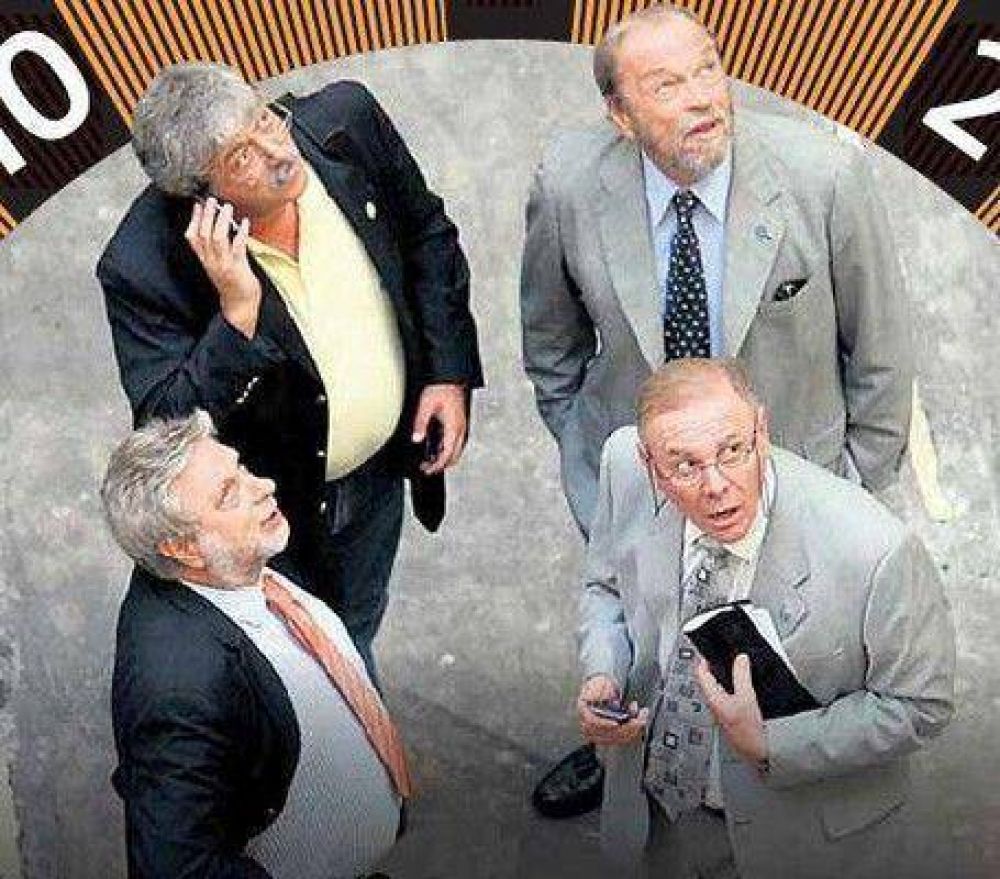 Los diez dilemas de la Comisi�n de Enlace