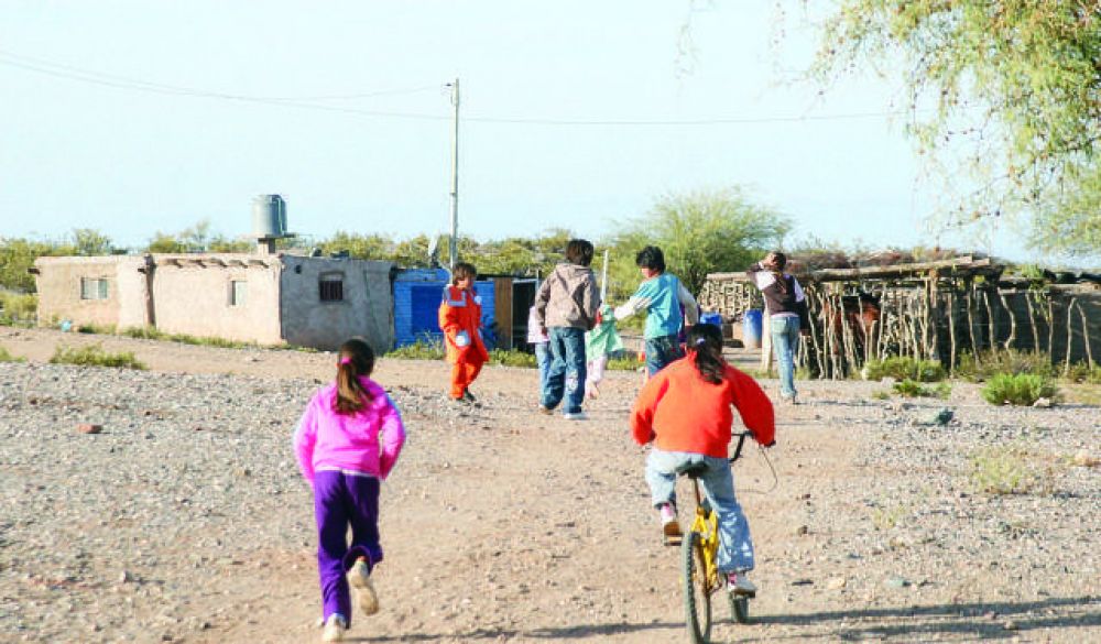 Junto a los vecinos de La Planta el municipio construir� 50 viviendas