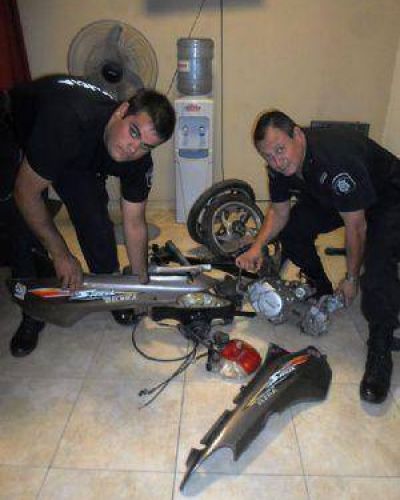 Se esclarece il�cito y se incauta motocicleta sustra�da