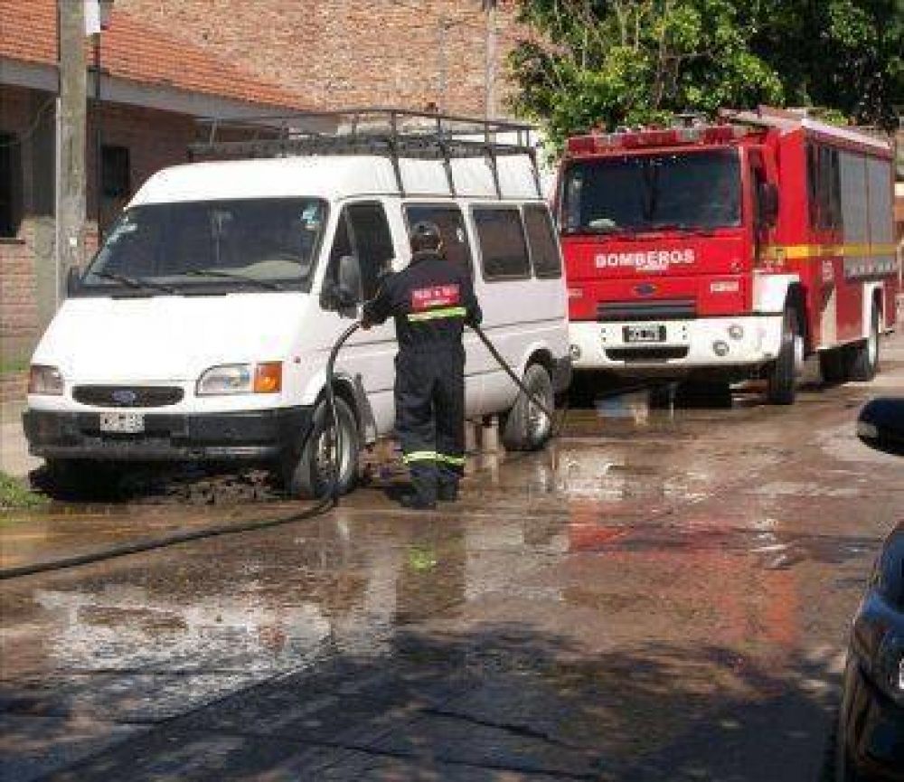 Presos en Tartagal protestan taponando cloacas