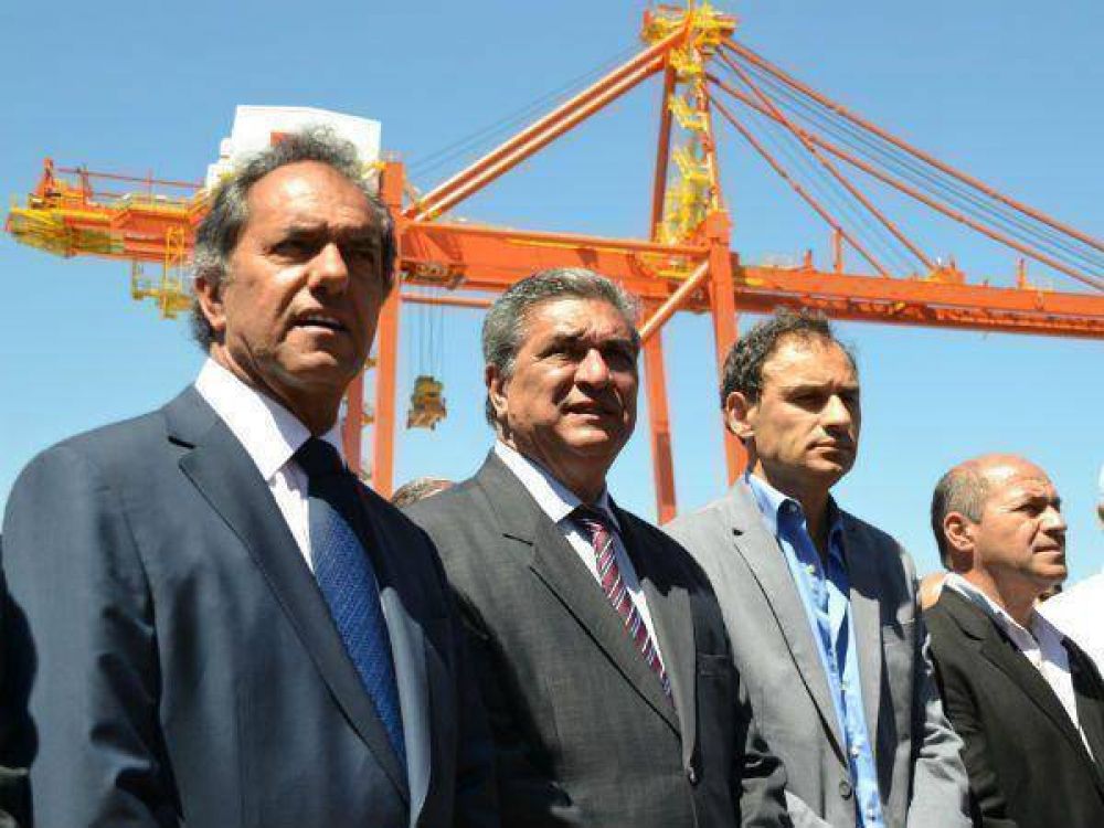 Otro intendente de la Regi�n Capital se alinea a Scioli 2015
