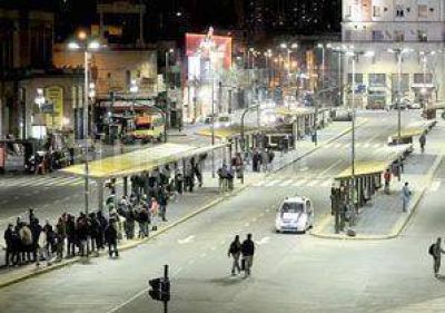 A medianoche comenz� el paro
