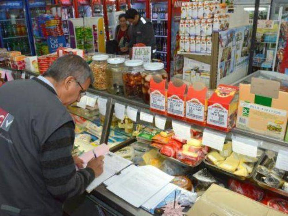 ​Agroindustria confisc� m�s de 300 productos vencidos en San Rafael
