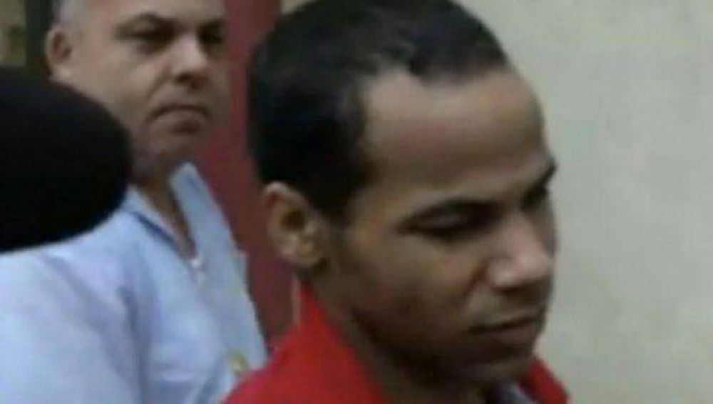 Un hombre decapit� a su novia y se entreg� con la cabeza de la v�ctima