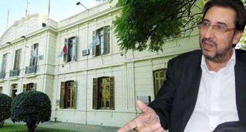 El�as presenta su candidatura
