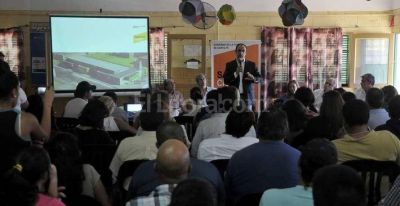 Corral anunci� la construcci�n de un jard�n municipal en Alto Verde