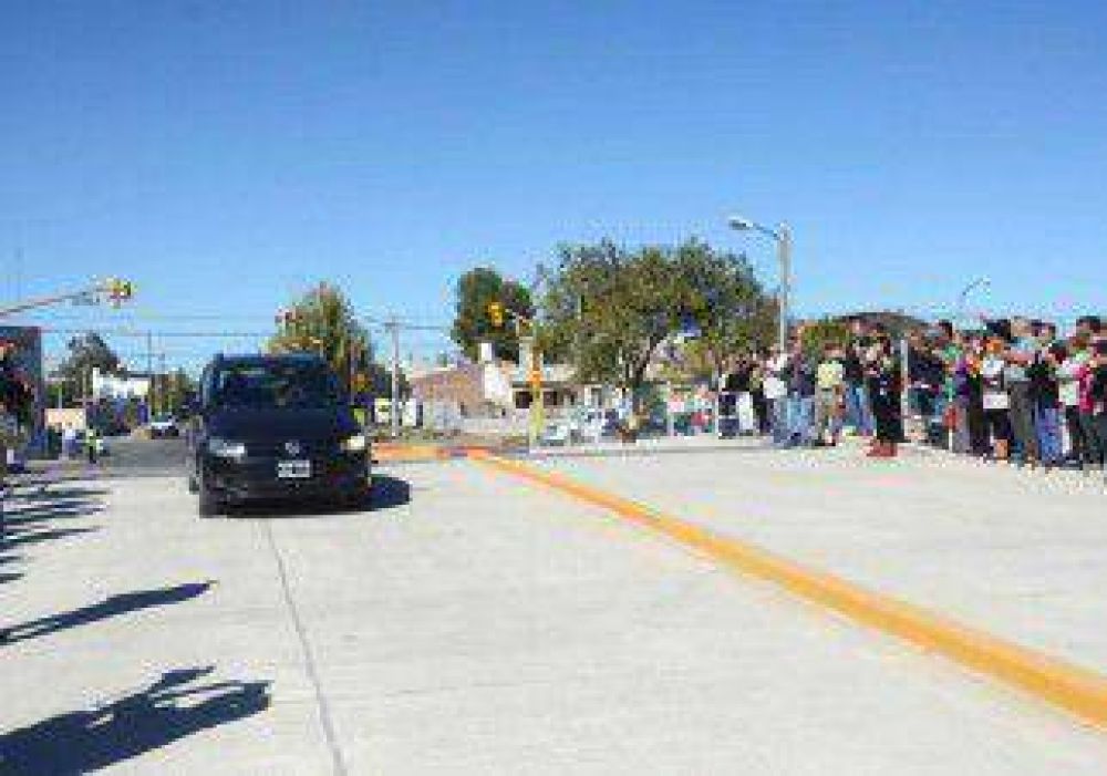 Abrieron paso a nivel clave para agilizar el tr�nsito de norte a sur 