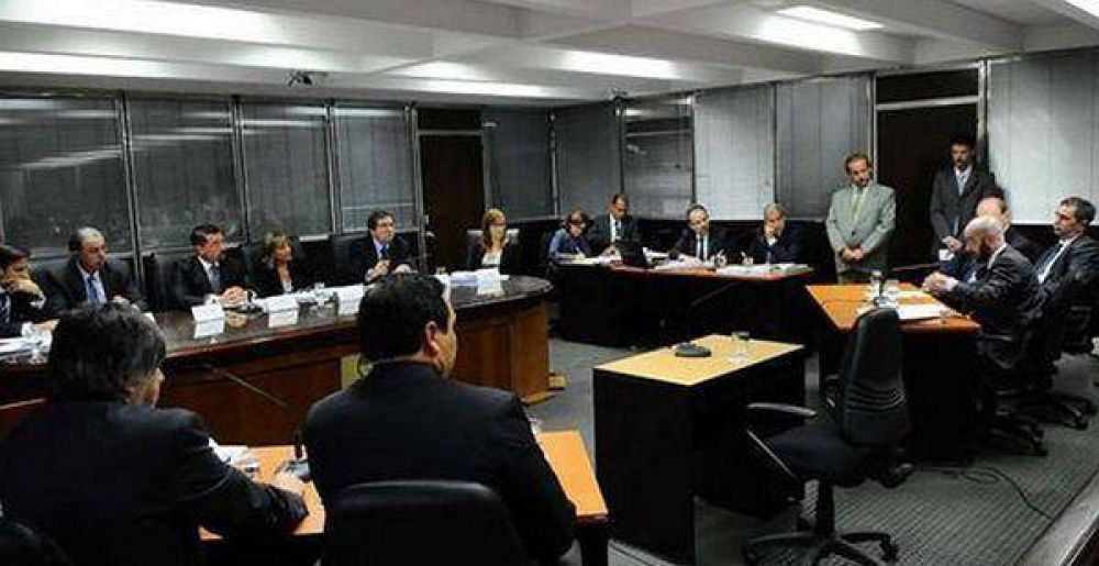 Castillo: �Es la resultante de un claro sometimiento del ordenamiento jur�dico�