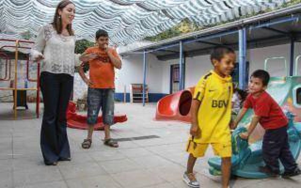 Elecciones 2015: Vidal visit� Malvinas Argentinas