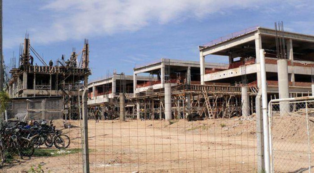 Las obras del Hospital del Bicentenario de Gar�n volver�an a activarse