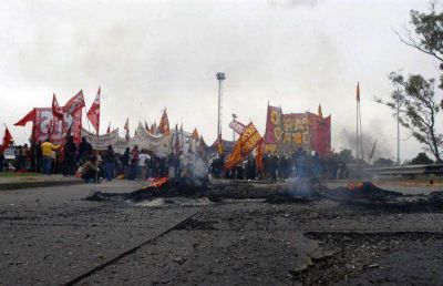 Los piquetes de la izquierda garantizaron el �xito de la protesta