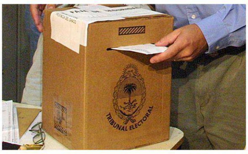 Una nueva encuesta pone a Z�ccaro como el dirigente con m�s intenci�n de voto