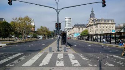El paro tuvo un fuerte acatamiento y provoc� una dura reacci�n oficial