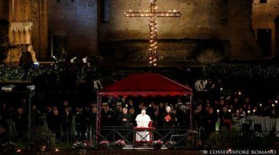 Estas son las meditaciones del V�a Crucis que presidir� el Papa en Viernes Santo