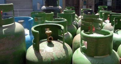 Aseguran que empresa se niega a vender garrafas sociales