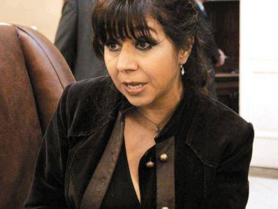 En una escandalosa sesi�n Gallardo no alcanz� las bolillas blancas necesarias para ser jueza de la Corte