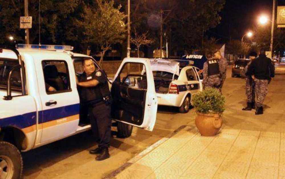San Pedro: detuvieron a tres personas que vend�an coca�na en una pizzer�a