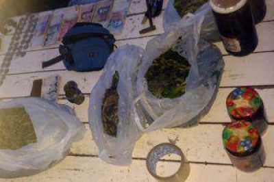 Cayeron dos bandas en Berazategui, una vend�a droga y la otra autopartes