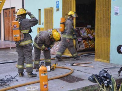 Se incendi� un dep�sito