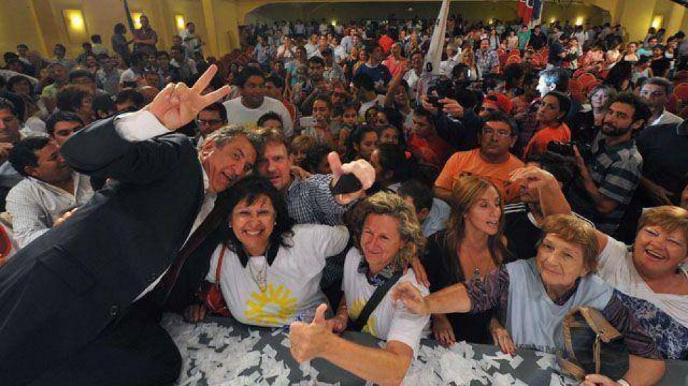 Urribarri en la lista de M�ximo Kirchner