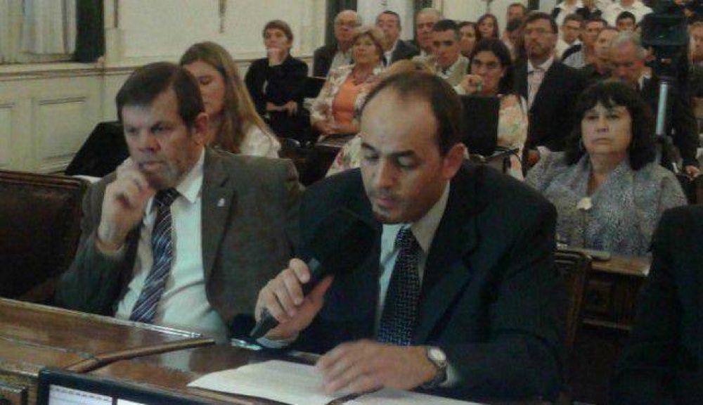 Salim valor� la gesti�n tras criticar los �formulismos pol�ticos facilistas�