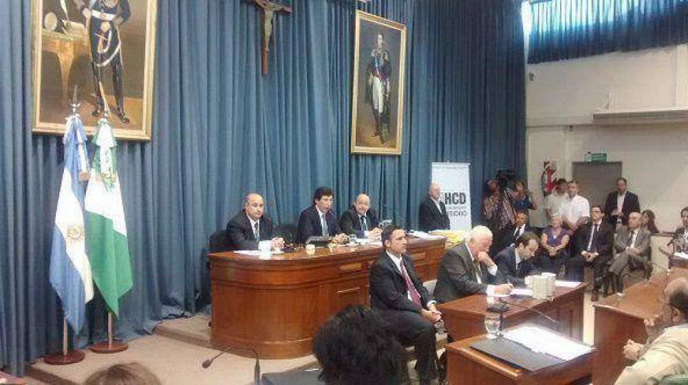 �San Isidro funciona como si fuese una empresa privada�, dijo Posse
