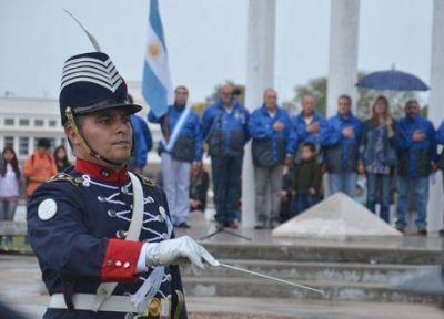 Se realiza el acto por la Gesta de Malvinas