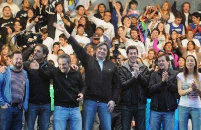 El kirchnerismo debatir� la candidatura de M�ximo en provincia de Buenos Aires