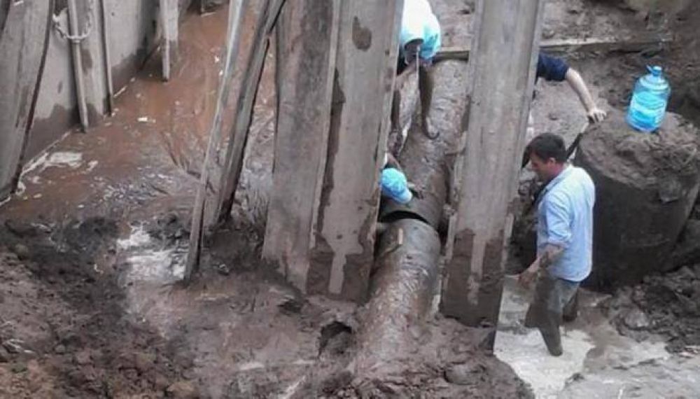 Acueducto roto: no previeron que pasaba por zona inundable