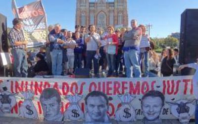 Inundaci�n en La Plata: Reclamo de Justicia a 2 a�os de la tragedia que dej� 89 muertos