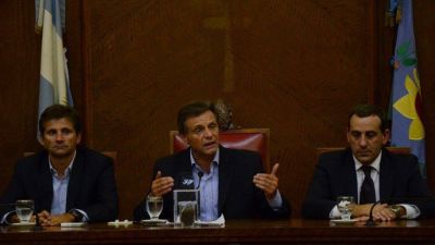 Pulti, duro con la oposici�n: cuestion� a �los que ponen trabas�