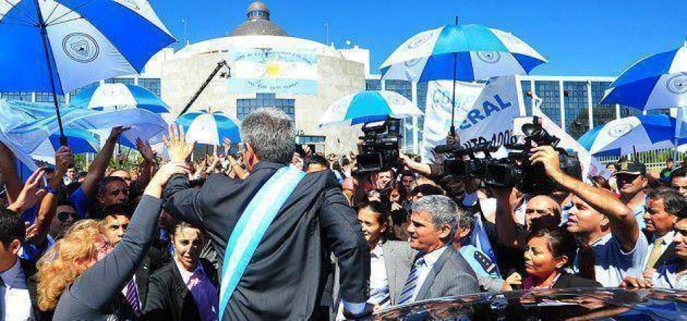 Poggi: �Cuidamos el modelo San Luis y honramos la palabra empe�ada�