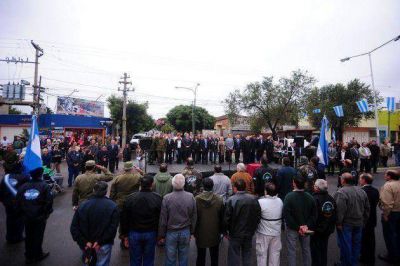Conmemoran el �D�a del Veterano y de los Ca�dos en la Guerra de Malvinas�