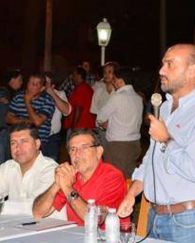 Tras el 8M, Tineo se encolumn� detr�s de la candidatura de Casas