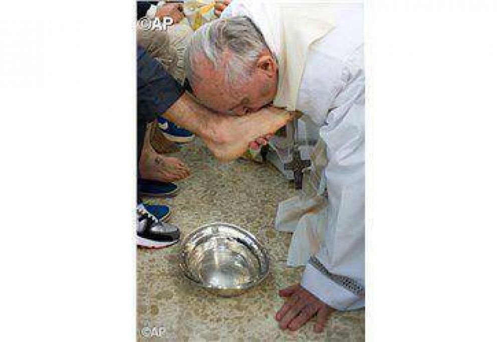 Papa Francisco en la crcel de Rebibbia celebra la Misa 