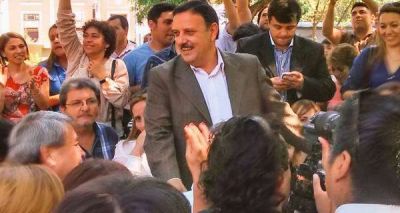 Quintela confirm� que se presentar� a pelear la gobernaci�n