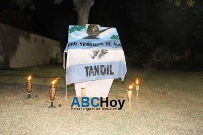 Veteranos de Malvinas realizan vigilia a 33 aos del desembarco en nuestras Islas