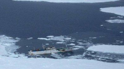 Al menos 54 muertos en el naufragio de un barco pesquero en Rusia
