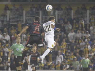 Central saldr� a jugar el s�bado sabiendo que ya no mira a todos desde arriba