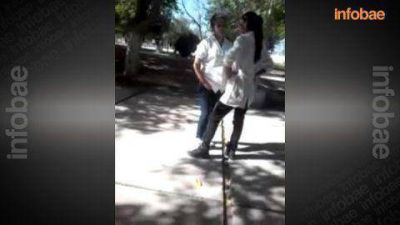 Una alumna de 14 a�os noque� de forma brutal a una compa�era