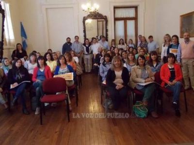 Entregaron subsidios a las instituciones educativas
