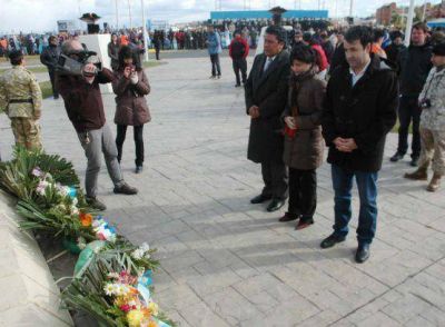 Ediles participaron de los actos conmemorativos por el 2 de Abril