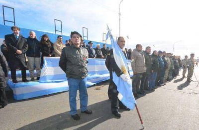 Diputados provinciales participaron de acto de Malvinas en R�o Gallegos