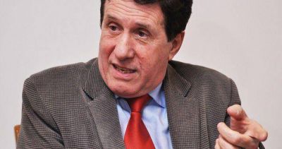 DARIO DIAZ PEREZ: �EL UNICO QUE PUEDE GARANTIZAR EL TRIUNFO DEL FRENTE PARA LA VICTORIA EN LANUS SOY YO�