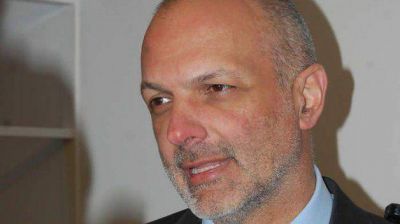 Buzzi expres� su rechazo a la violencia pol�tica y a los que �buscan silenciar a trav�s del apriete�