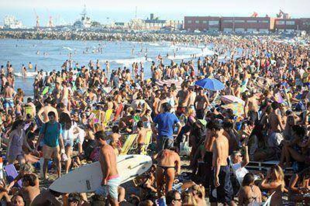 Buena afluencia tur�stica en el inicio del feriado con clima de verano
