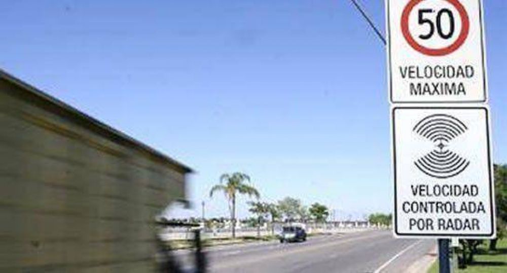 Quieren prohibir radares m�viles