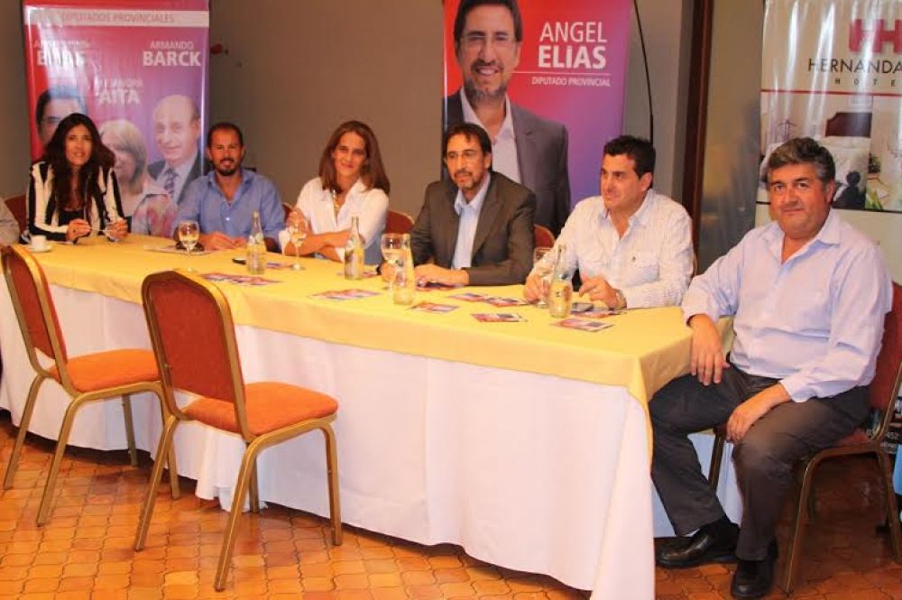 �ngel El�as present� en Santa Fe, su lista de Diputados Provinciales