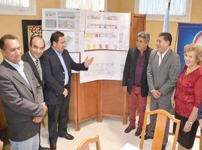 Casas: �la principal pol�tica seguir� siendo la educaci�n�