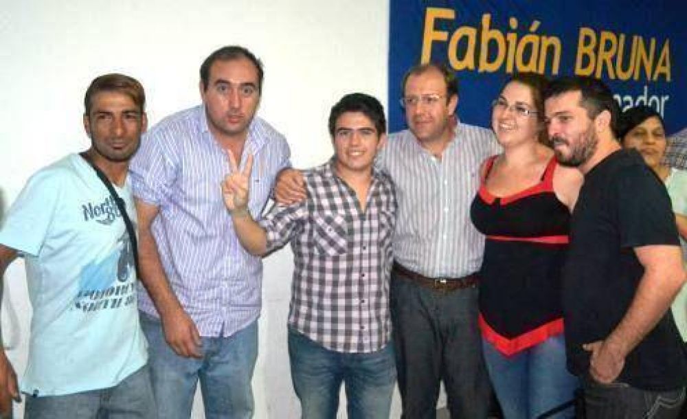 Bruna: �Hay que cambiar la cultura pol�tica�